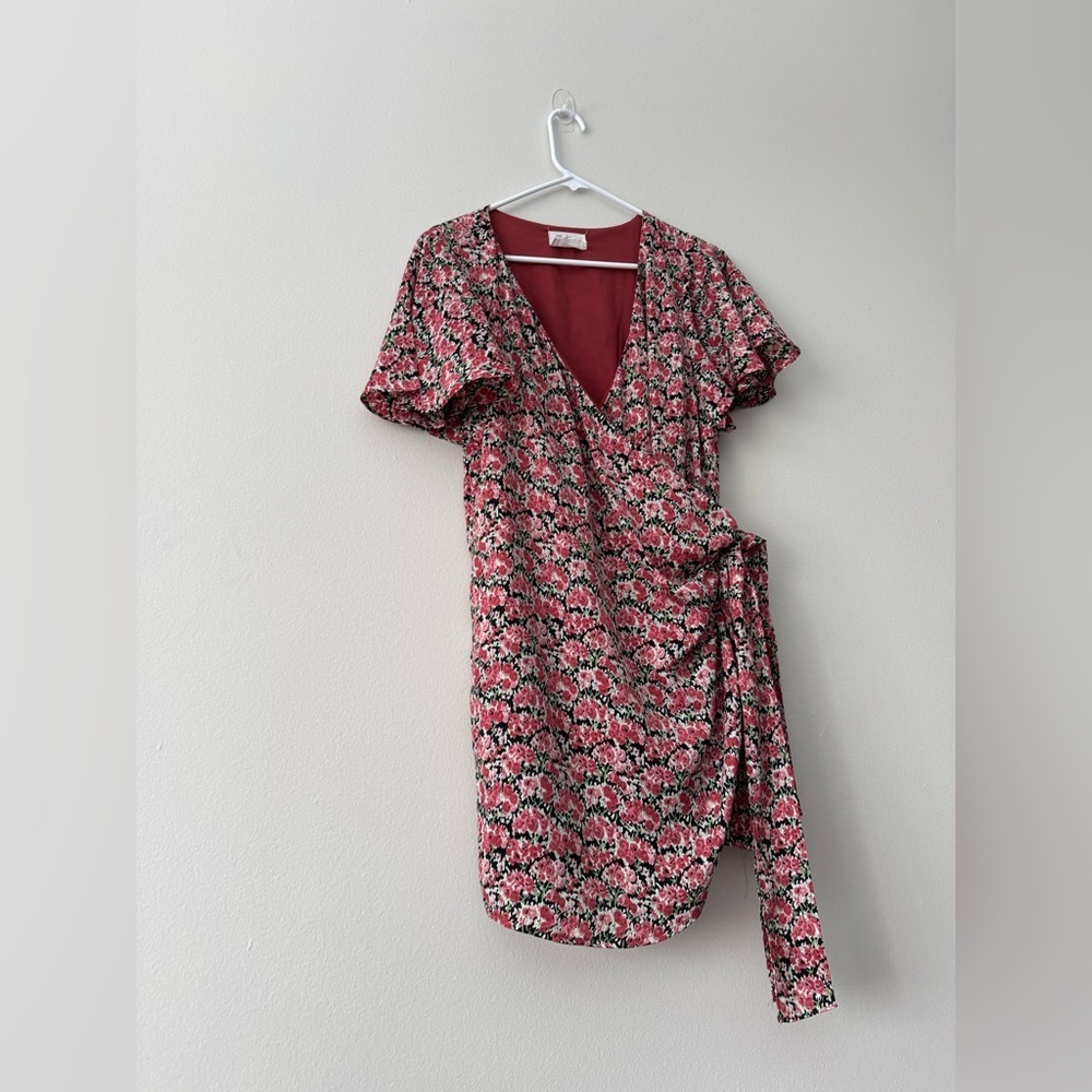 DRESS FORUM Floral-Print Satin Wrap Mini Dress - Picture 5 of 14
